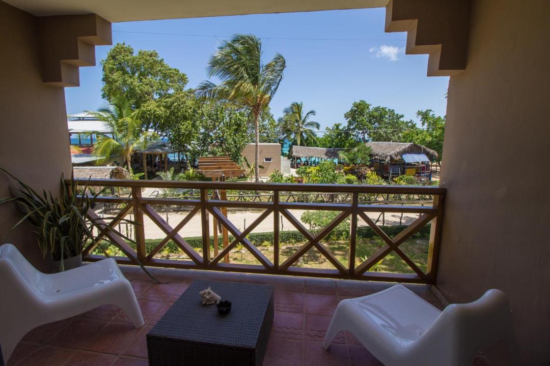Photo of Patio Balcony in Punta Rucia
