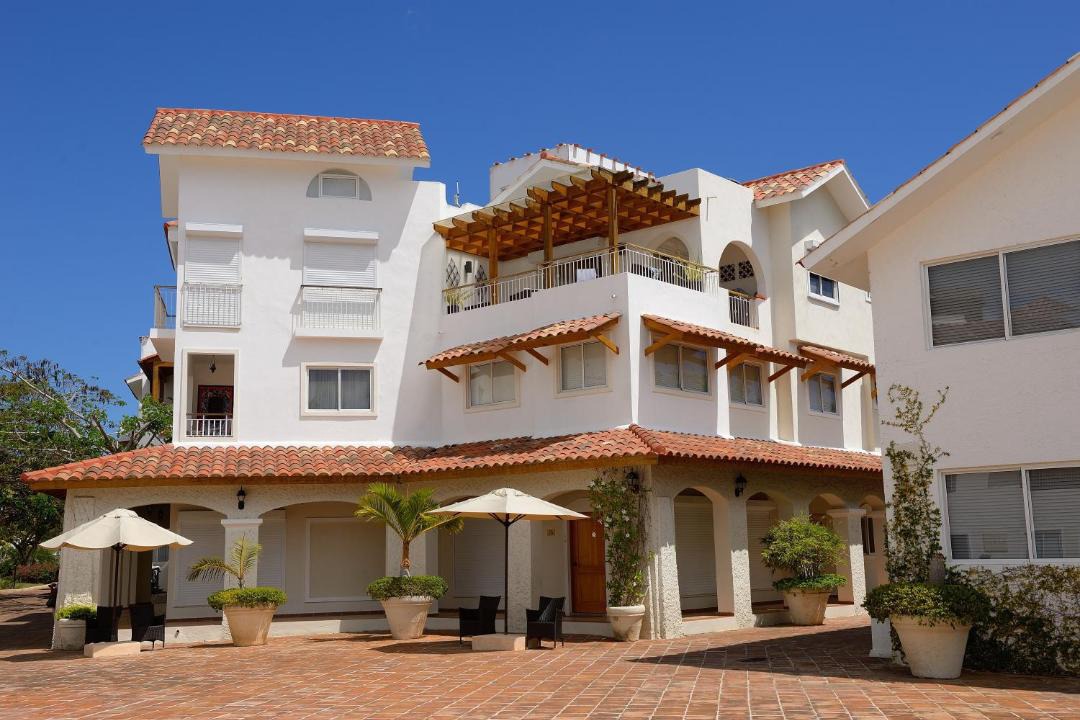 Photo of Buildings in Los Melones