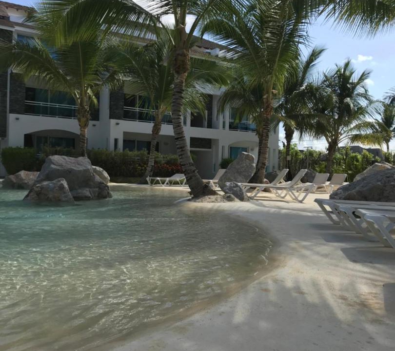 Photo of Others in Dominicus