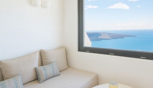 1 Sunset Suite with Sea View