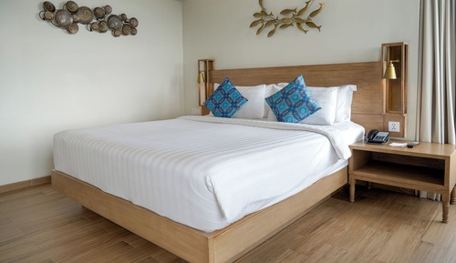 One Bedroom Suite