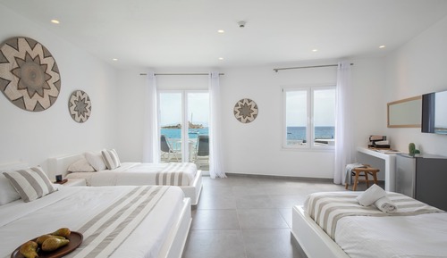 Deluxe Quadruple Room, Beach View, Beachfront
