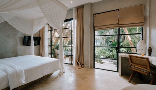 Deluxe Bamboo Room