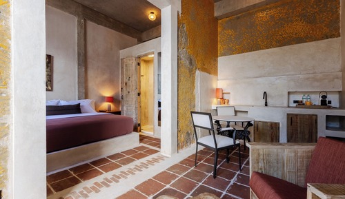Traditional Suite, Courtyard Area