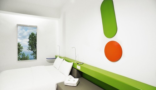 Room (POP!)