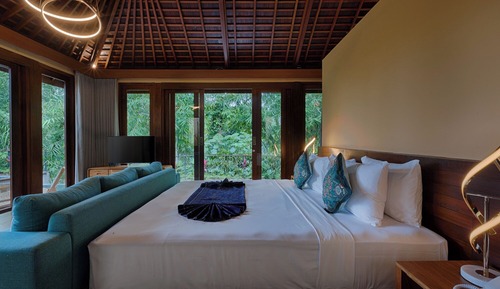 Premier One Bedroom Pool Villa (Free 1x Floating Breakfast or Minibar)