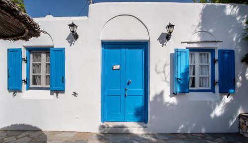 Studio Apartment with Sea View
