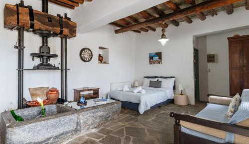 Studio Apartment with Sea View
