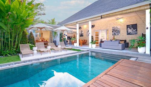 Villa with Private Pool
