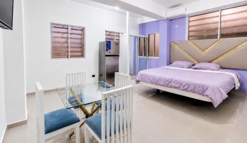 Deluxe King Suite