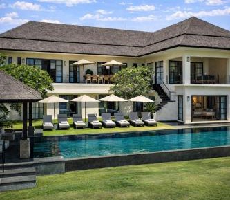 Villa with Private Pool