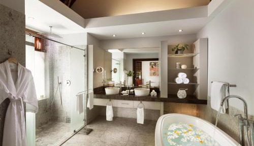 King Garden Suite with Private Pool 