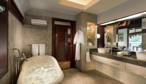 King Overwater Bungalow