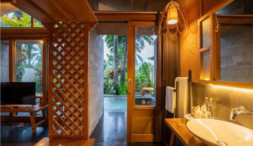 One-Bedroom Garden Pool Villa with Free Benefit 