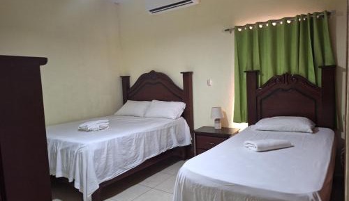 Quadruple Room with Private Bathroom