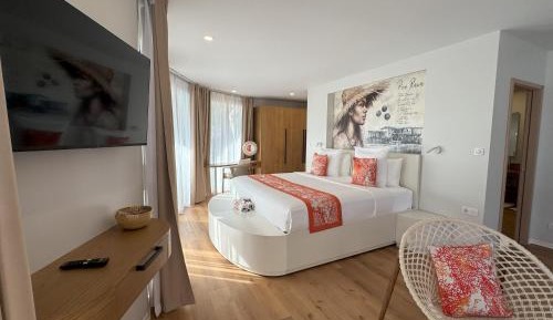 Deluxe Double Room with Sea View