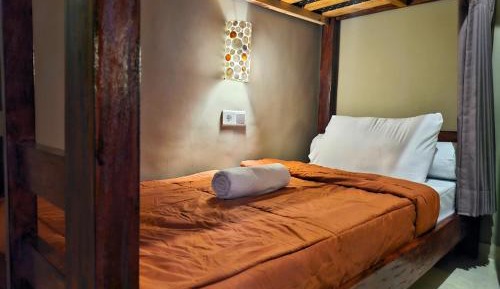 Bed in 4-Bed Mixed Dormitory Room