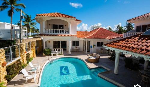 Villa - Beach Front