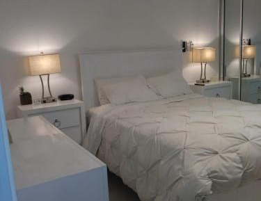 Superior One-Bedroom Apartment