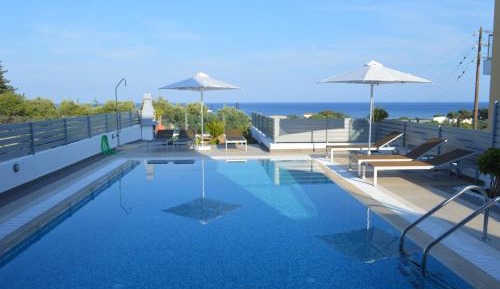 Three-Bedroom Villa with Private Pool and Sea View