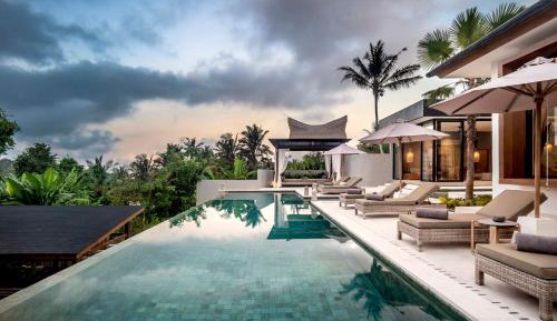 Villa with Private Pool