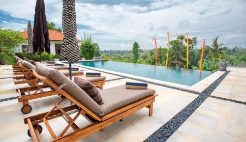 Wake up in Paradise Lebah Villa II Two-Bedroom Villa