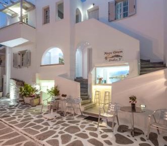 Studio with Balcony (3 Adults) 