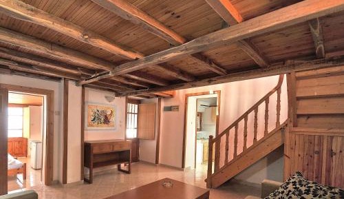 Villa CAMELIA