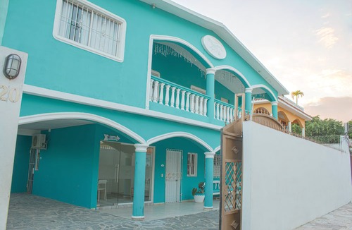 Reparto Ibarra Hotel | Agua Dulce