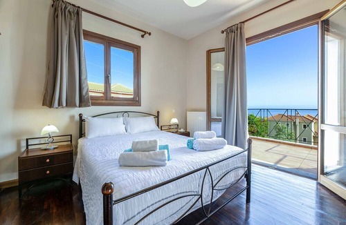 Kaligata Villa | Villa Kefalonia Sunshine