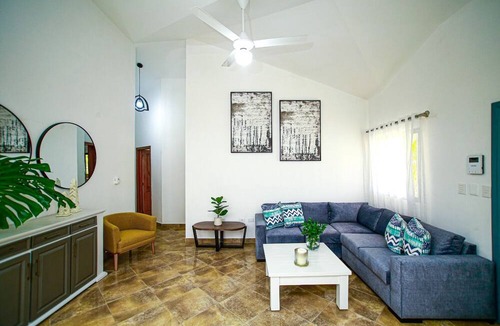 Villas Ana Maria Villa | Guest Friendly Villa - 5 BD/Privacy/Walkable/Pool/BBQ/AC