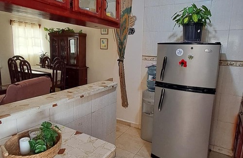 Los Patos Apartment | Bright Tropical Room with Private Bathroom | Villa Valencia