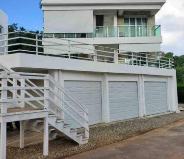 Urbanizacion Tavarez Apartment | Home Away From Home in White Hill