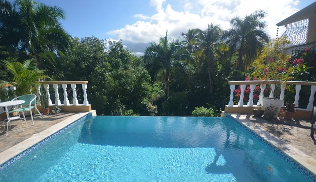 Villa en Loma au Calme vue mer